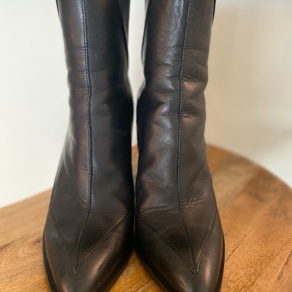 Sylven NY Almasi Black Leather Bootie Sz 9 - Picture 2 of 6